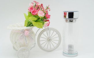 水晶玻璃杯的危害，水晶杯和玻璃杯泡茶哪个好