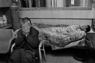 亲人离世安慰人的暖心句子，亲人离世的悼念话语