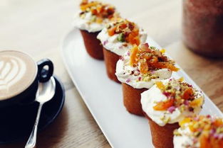 6+4寸蛋糕够几个人吃，6寸蛋糕几厘米