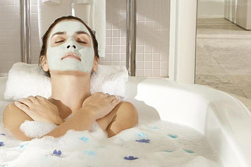 梦见泡澡什么意思，梦见洗澡是什么意思 周公解梦