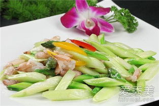 炒芦笋的家常做法，芦笋要削皮吗清炒芦笋要焯水吗