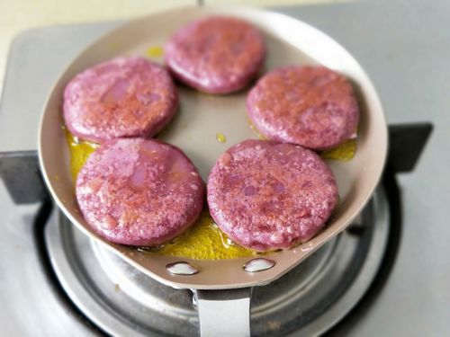 南瓜糯米饼怎么做，红薯饼制作方法