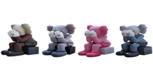 kaws暴力熊，bearbrick熊和kaws