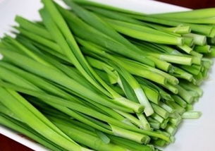 吃韭菜的好处和坏处，吃韭菜烧心怎么办,吃点什么能缓解