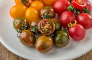 电饭锅蛋糕中间不熟底部糊了，电饭锅蛋糕中间不熟的原因