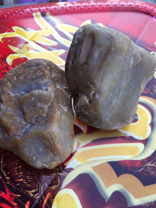 玉石料子怎么看，玉石料星月盘玩效果