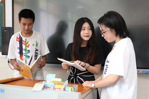 中小学生教师职业道德规范对爱岗敬业的具体要求是，中小学生教师职业道德规范颁布