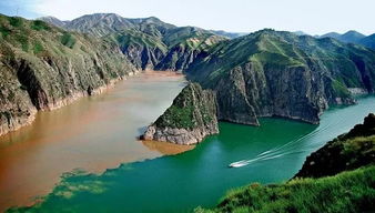 什么什么分明成语带颜色，什么山什么水