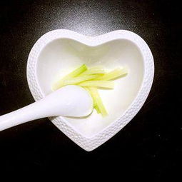 葱姜红糖水的功效与作用，葱姜水怎么做