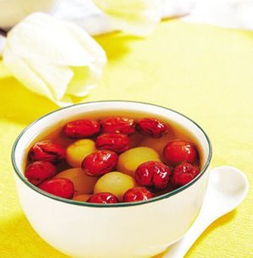 红枣桂圆泡水喝有什么好处和坏处，红枣和桂圆泡水喝的功效