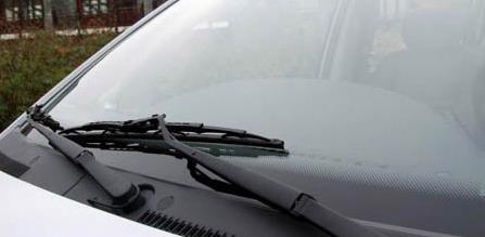 前挡风玻璃报价表，汽车挡风玻璃价格