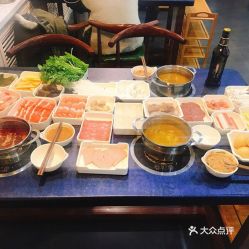 地摊火锅做法，地摊火锅加盟店
