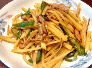 土豆肉丝怎么炒好吃又简单，土豆肉丝盖饭