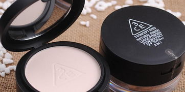 蜜粉和散粉的区别及使用方法，蜜粉和散粉哪个定妆效果好