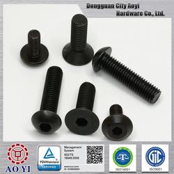 牌照螺丝帽无字违法吗，牌照螺丝生锈了拧不下来怎么办