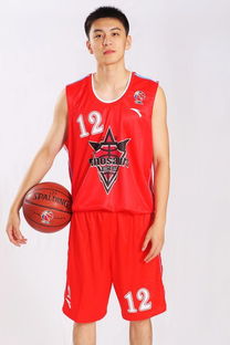 杨鸣图片高清 帅气，辽宁队主教练杨鸣图片