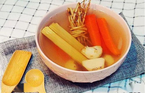 红萝卜茅根竹蔗马蹄水的功效，茅根竹蔗马蹄雪梨水的功效
