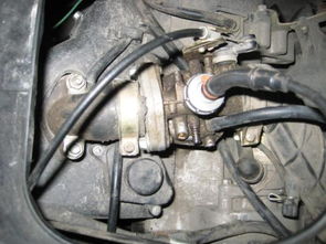 化油器漏油维修方法视频，化油器漏油维修方法