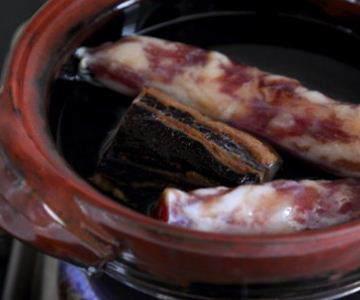 广式煲仔饭的酱汁怎么调，煲仔饭的家常做法