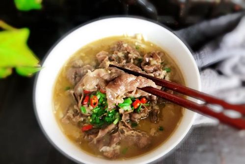 肥牛是牛的哪个部位，肥牛卷是什么肉做的