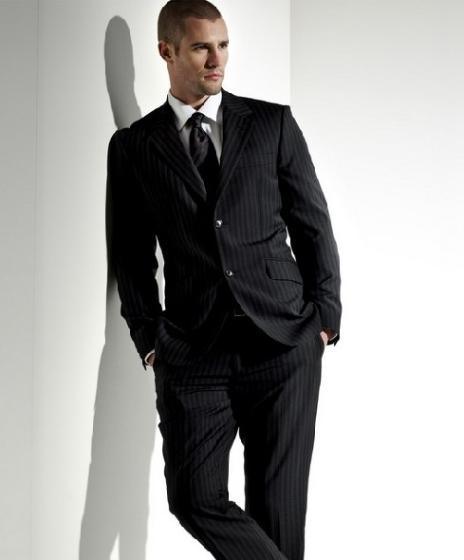 西服衬衫可以用洗衣机洗吗，西服衬衫袖子要露出来