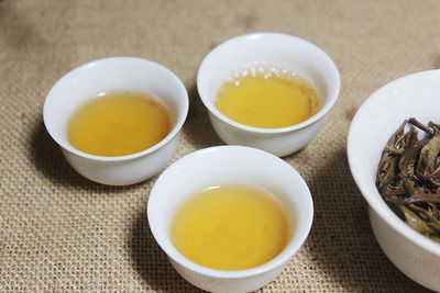 生普洱茶和熟普洱茶的功效与作用，生普洱茶和熟普洱茶的区别功效刮油