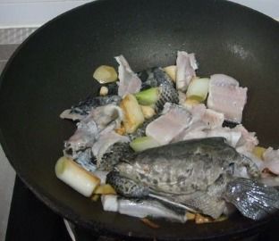 酸菜鱼配料有哪些配料好，酸菜鱼配料有哪些配料呢