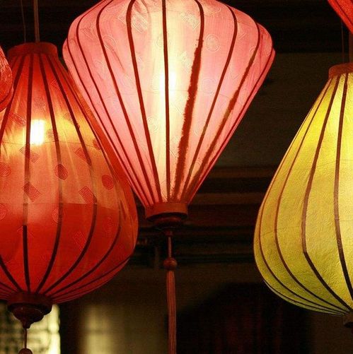 纸灯笼的做法视频，纸灯笼的做法折纸