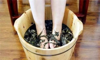 艾叶泡脚对女人的好处，艾叶泡脚的正确方法和时间