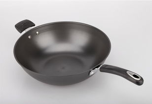 生铁锅和熟铁锅哪个好
