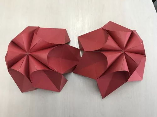 用卡纸怎么做灯笼
