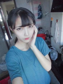 5到10张同一个好看的16岁女生自拍照