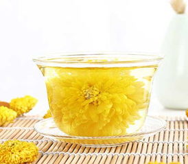 菊花茶变绿怎么回事 菊花茶变绿具体是怎么回事