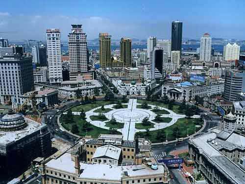 沈阳和大连哪个城市好
