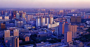 沈阳和大连哪个好