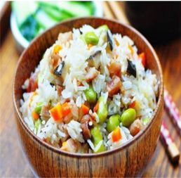 电饭煲蒸米饭需要多长时间
