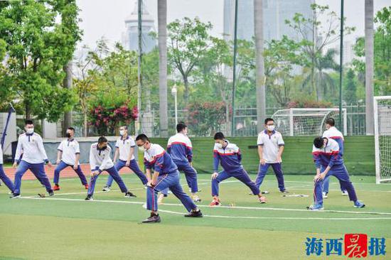 在体育课上这句 英语怎么写急急急急急急急急急急急急急急急急急急急急