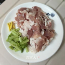 酸菜肉怎样做