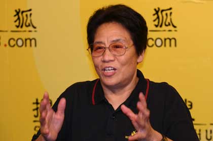 他是张国伟一生追赶的对象,中国跳高第一人是谁?