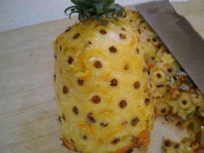 菠萝削皮
