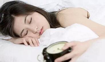大姨妈弄床单怎么洗
