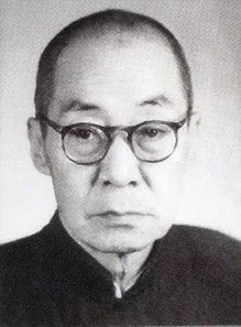 现代语言学之父

