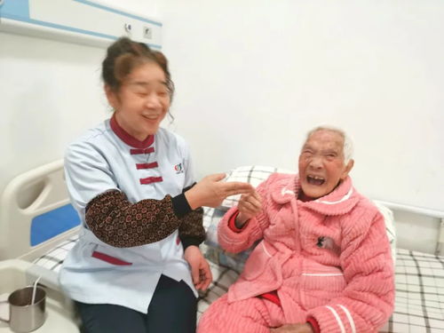 一般照顾瘫痪老人多少钱?