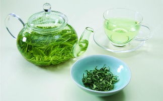 绿茶可以和枸杞一起泡吗
