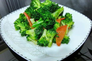 素炒西兰花的做法
