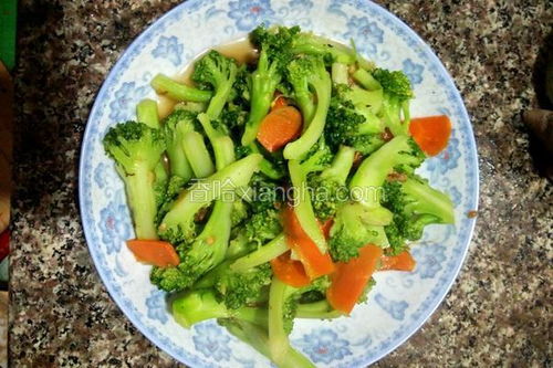 做清炒西兰花的具体步骤