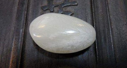 怎么判断是玉还是石头