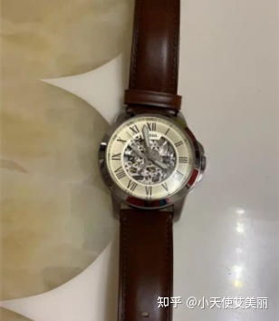 fossil手表什么档次
