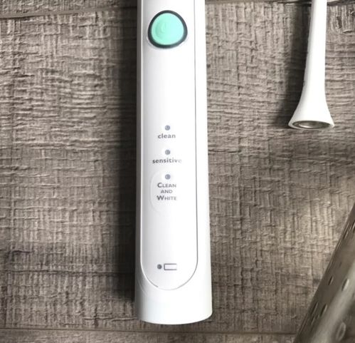 usmile和飞利浦哪个好

