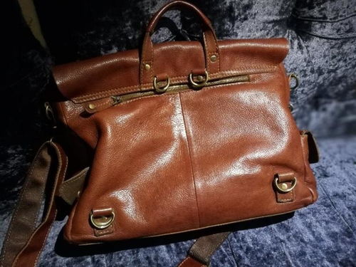 轻奢女包品牌排行